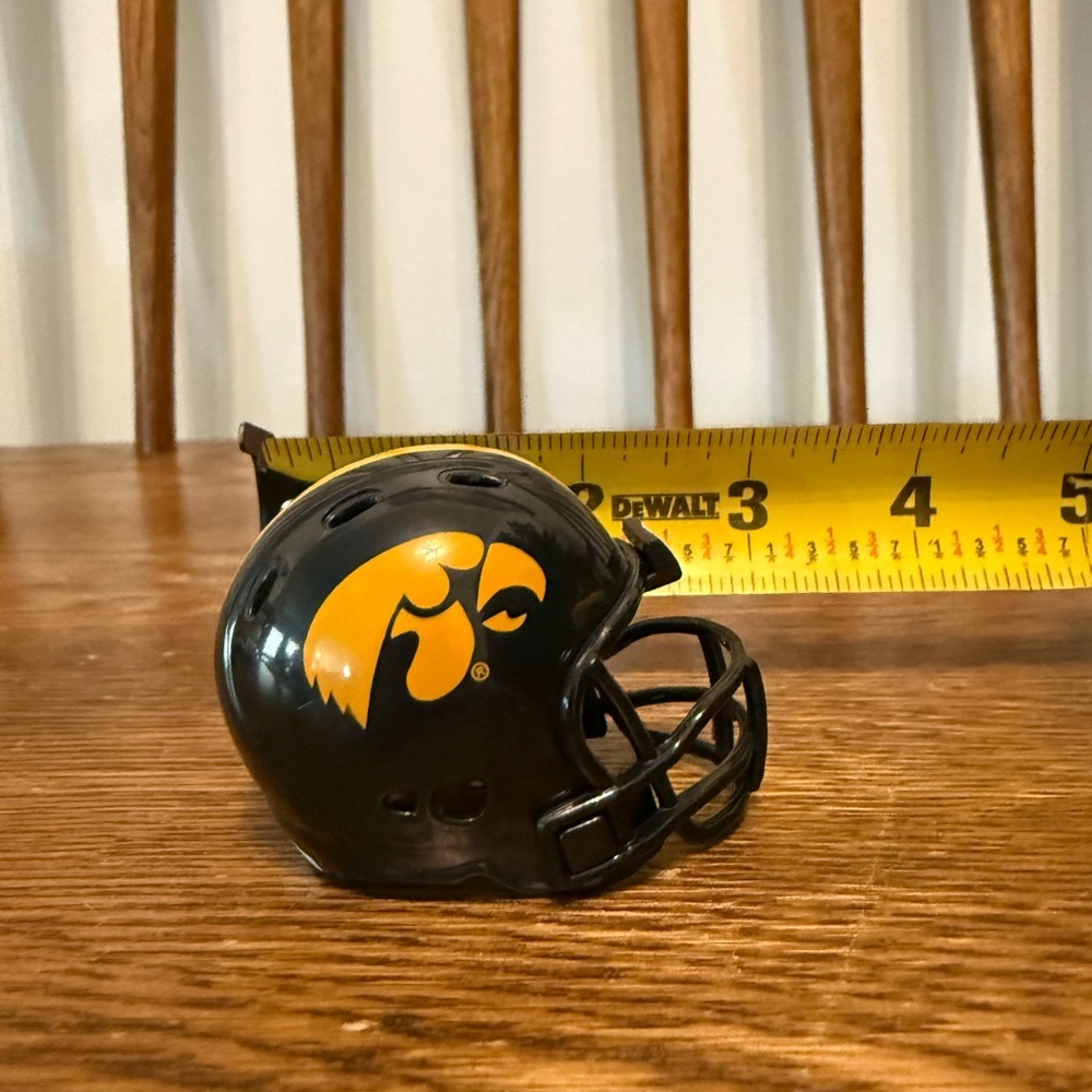 Iowa Hawkeyes Mini Football Helmet – NCAA Collectible